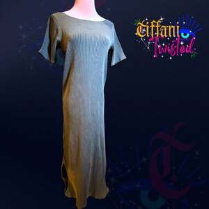 NWOT NSF Ribbed Maxi Dress Olive Green Gray Short Sleeve Size M